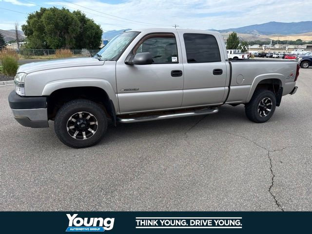 chevrolet silverado 2500hd 2004 1GCHK23U74F180393 image chevrolet silverado 2500hd 2004 1GCHK23U74F180393 image